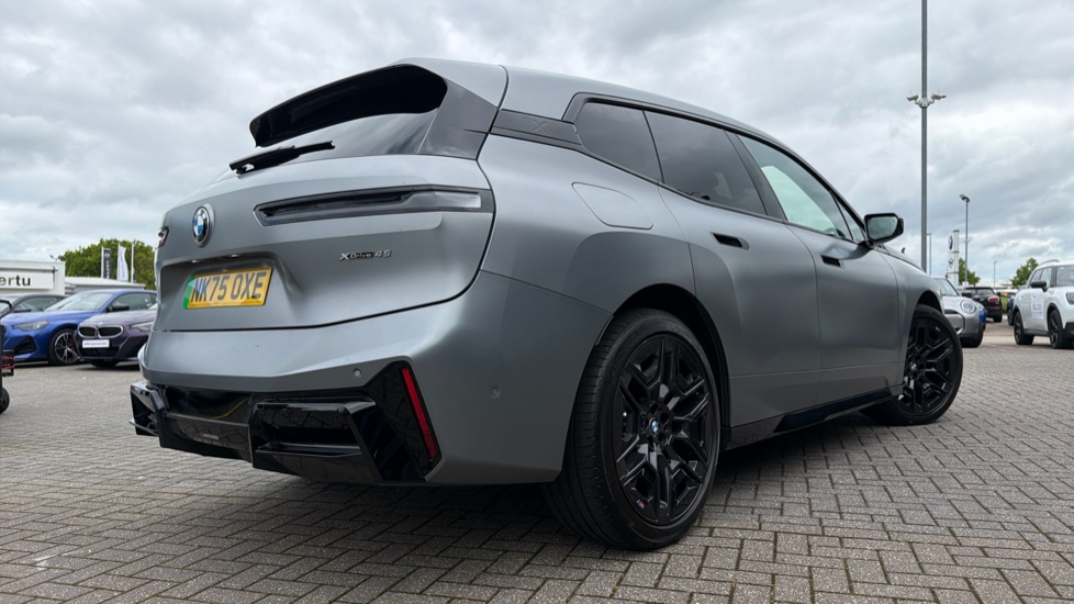 BMW iX 300kW xDrive45 M Sport 101kWh 5dr Auto [Tech] Electric Estate - Image 42