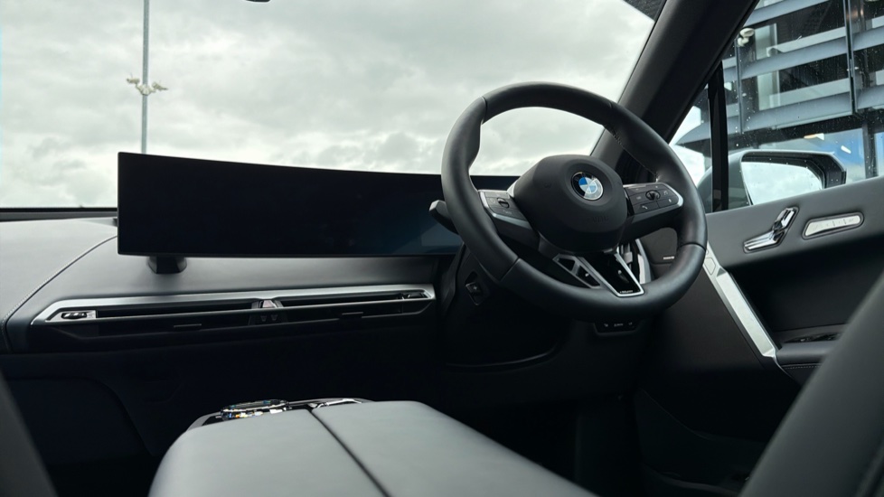 BMW iX 300kW xDrive45 M Sport 101kWh 5dr Auto [Tech] Electric Estate - Image 48