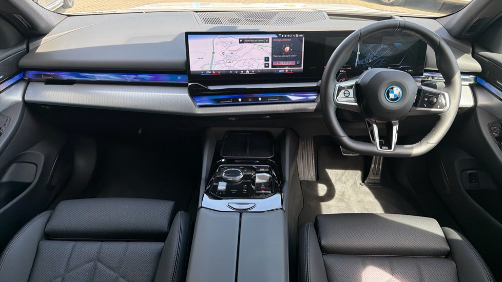 BMW i5 250kW eDrive40 M Sport Pro 84kWh 4dr Auto [Tech+] Electric Saloon - Image 4