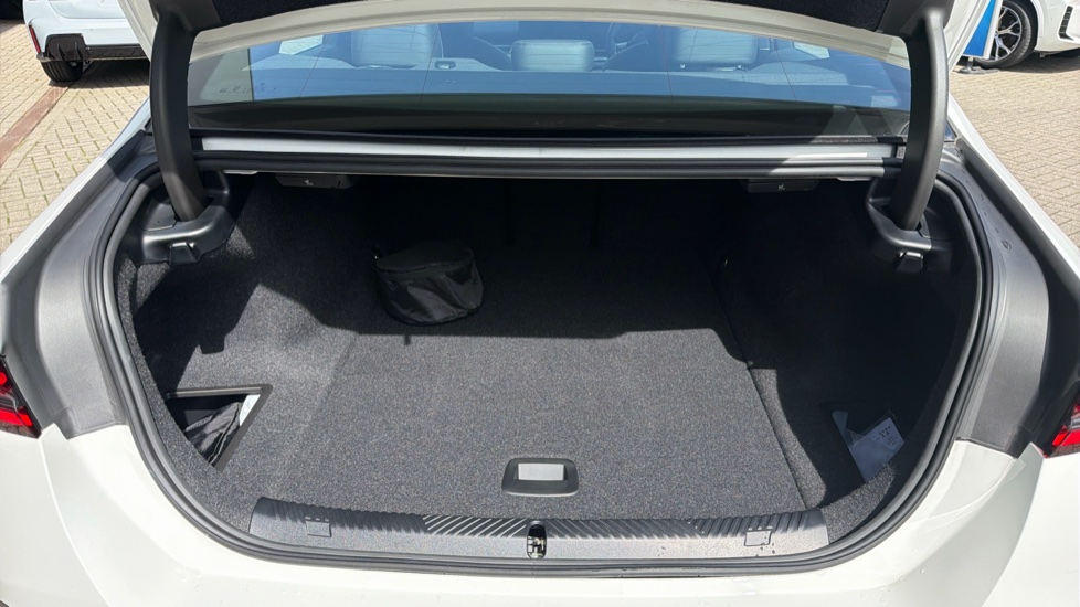 BMW i5 250kW eDrive40 M Sport Pro 84kWh 4dr Auto [Tech+] Electric Saloon - Image 13