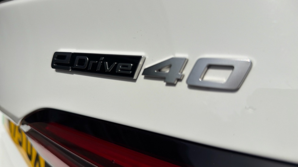BMW i5 250kW eDrive40 M Sport Pro 84kWh 4dr Auto [Tech+] Electric Saloon - Image 33
