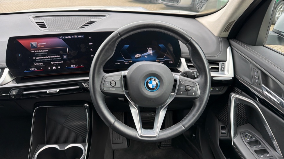 BMW iX1 230kW xDrive30 xLine 65kWh 5dr Auto Electric Estate - Image 5