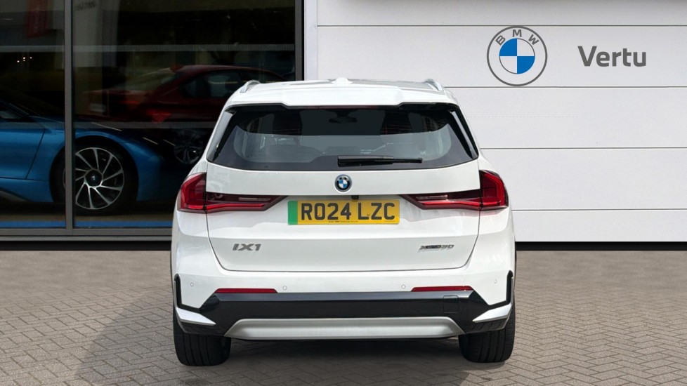 BMW iX1 230kW xDrive30 xLine 65kWh 5dr Auto Electric Estate - Image 15