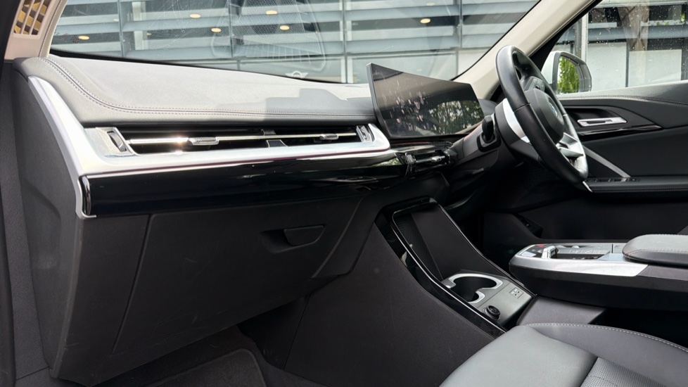 BMW iX1 230kW xDrive30 xLine 65kWh 5dr Auto Electric Estate - Image 37
