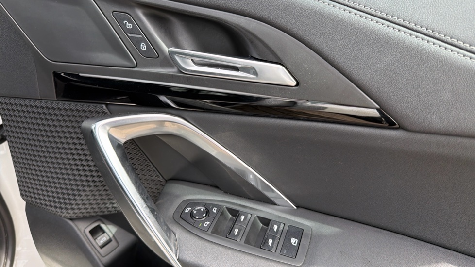 BMW iX1 230kW xDrive30 xLine 65kWh 5dr Auto Electric Estate - Image 48