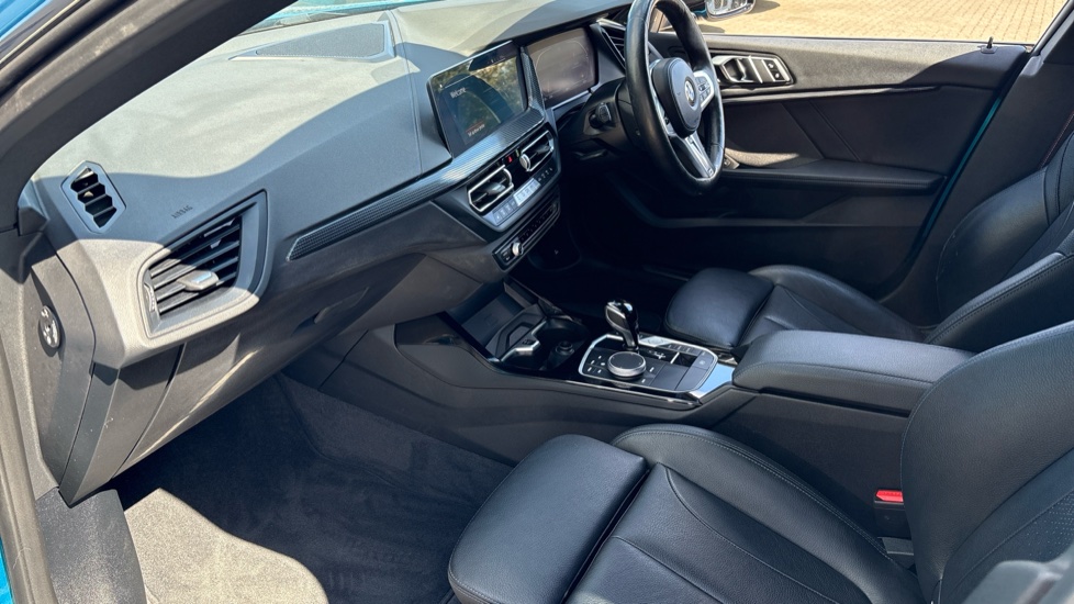 BMW 2 Series 218i [136] M Sport 4dr DCT Petrol Saloon - Image 7