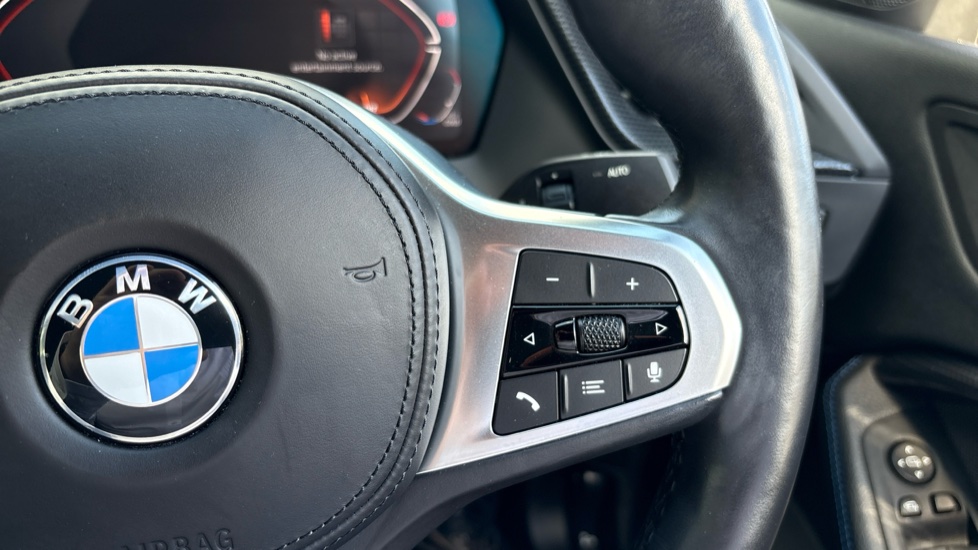 BMW 2 Series 218i [136] M Sport 4dr DCT Petrol Saloon - Image 18
