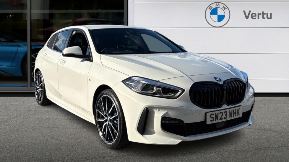 BMW 1 Series 118i [136] M Sport 5dr [Live Cockpit Professional] Petrol Hatchback - Image 1