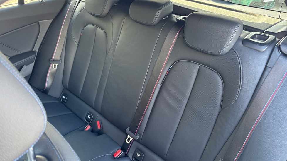 BMW 1 Series 118i [136] M Sport 5dr [Live Cockpit Professional] Petrol Hatchback - Image 12