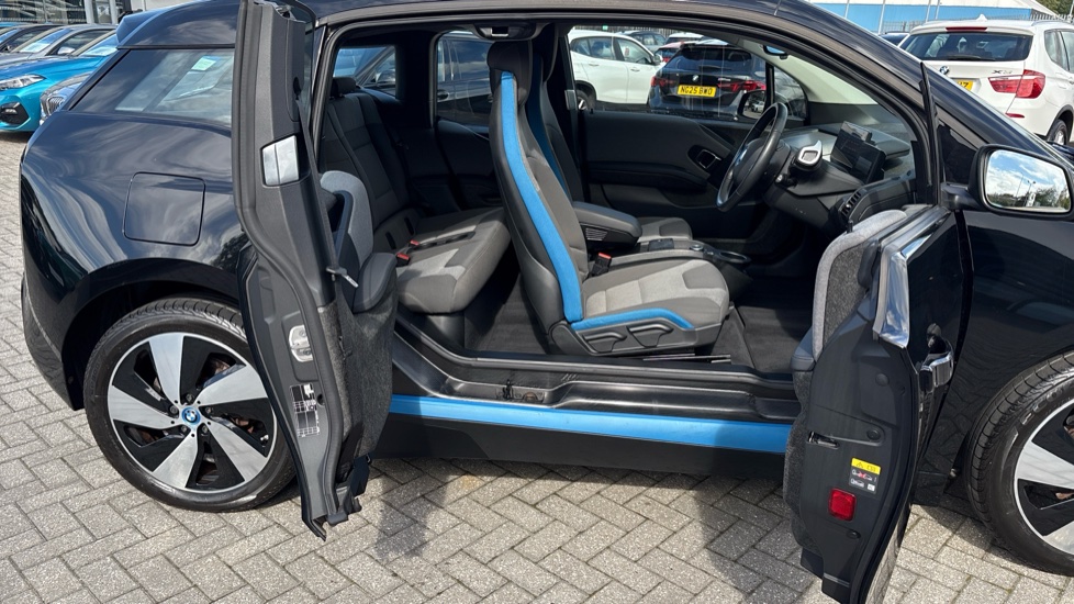 BMW i3 125kW 42kWh 5dr Auto Electric Hatchback - Image 33
