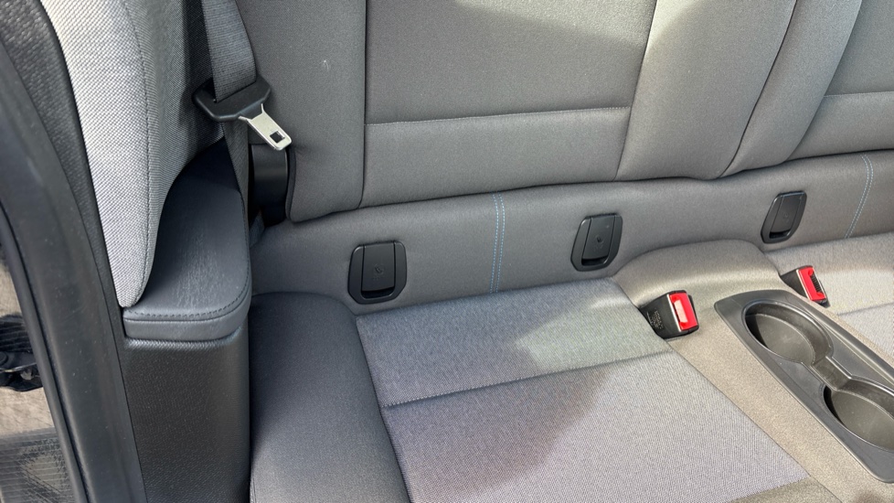 BMW i3 125kW 42kWh 5dr Auto Electric Hatchback - Image 34