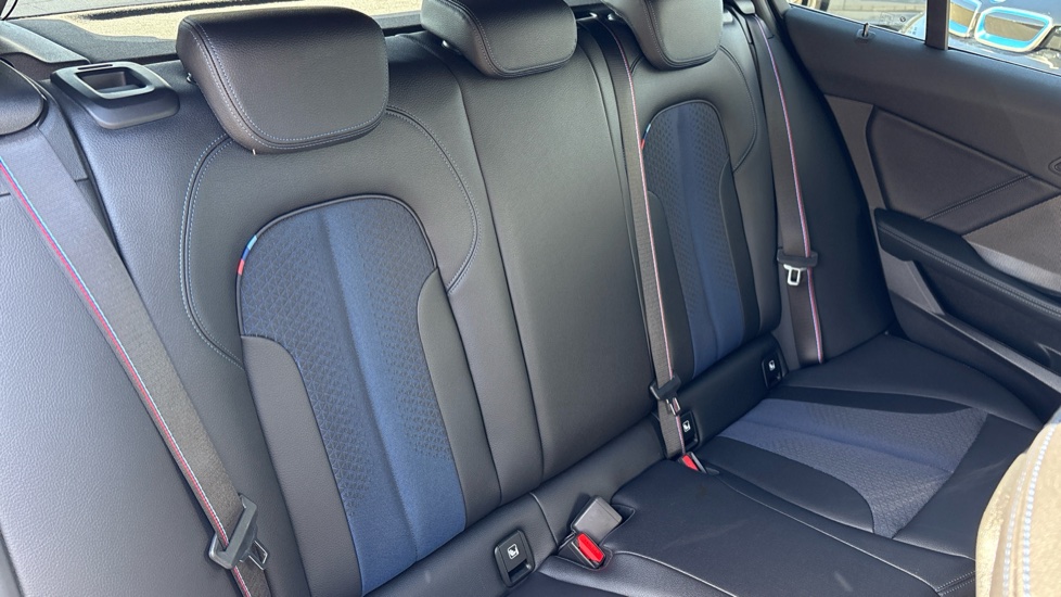 BMW 1 Series 118i M Sport 5dr Step Auto Petrol Hatchback - Image 12