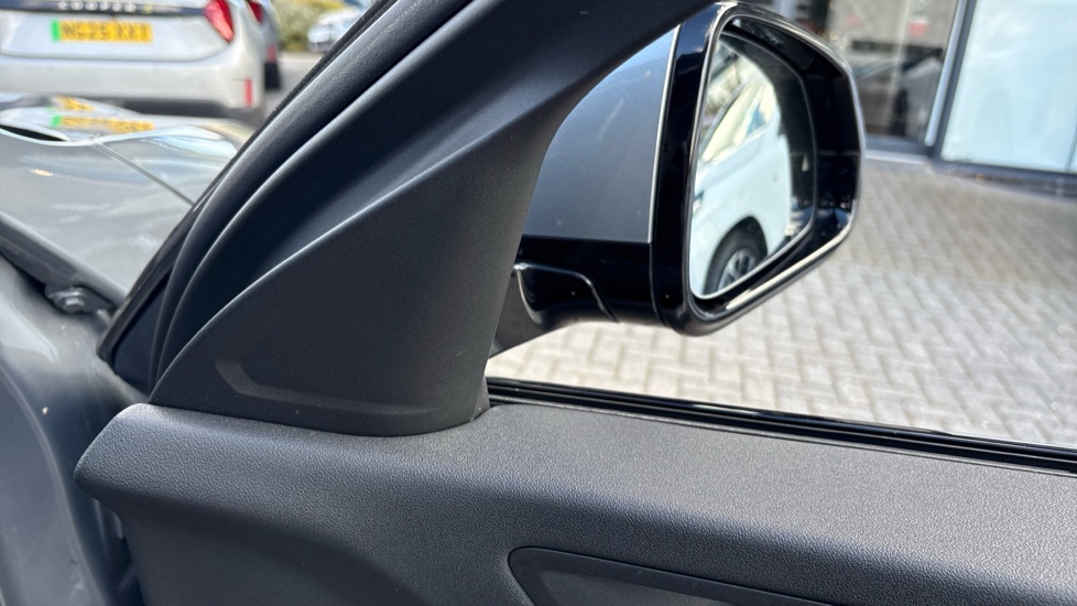 BMW 1 Series 120 M Sport 5dr Step Auto [Tech+/Pro Pack] Petrol Hatchback - Image 20