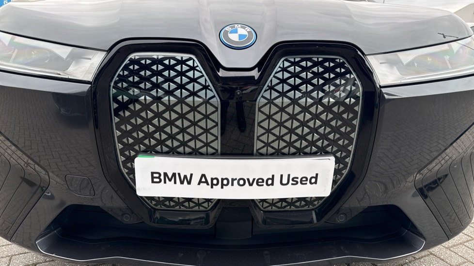 BMW iX 240kW xDrive40 M Sport Edition 76.6kWh 5dr Auto Electric Estate - Image 24