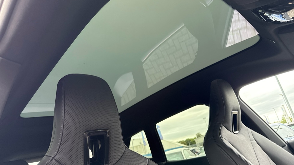 BMW iX 240kW xDrive40 M Sport Edition 76.6kWh 5dr Auto Electric Estate - Image 35