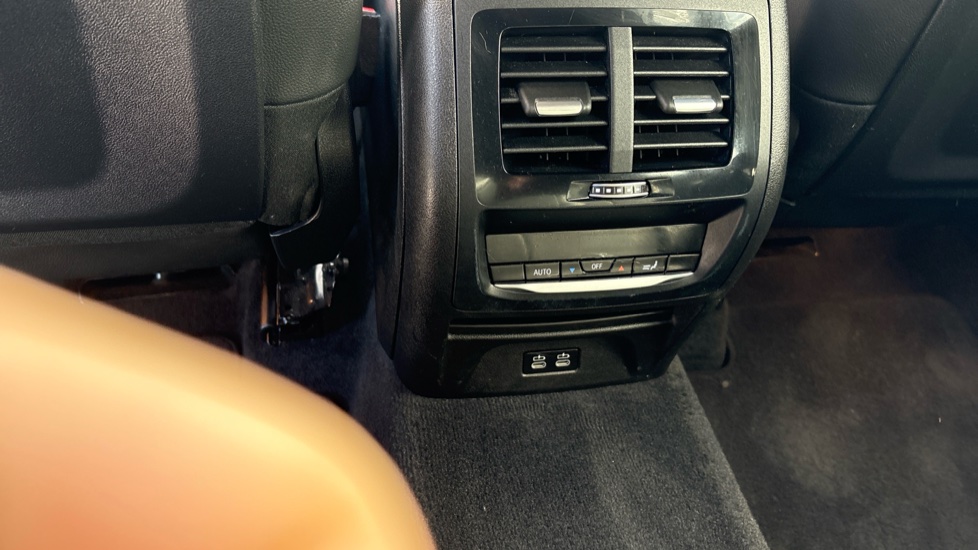 BMW X3 xDrive20i M Sport 5dr Step Auto Petrol Estate - Image 26