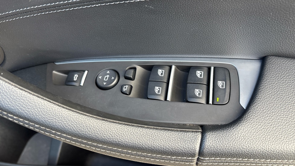 BMW X3 xDrive20i M Sport 5dr Step Auto Petrol Estate - Image 30