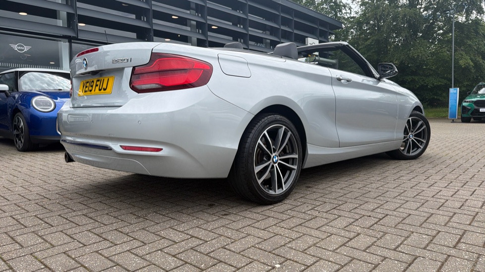 BMW 2 Series 220i Sport 2dr [Nav] Step Auto Petrol Convertible - Image 40