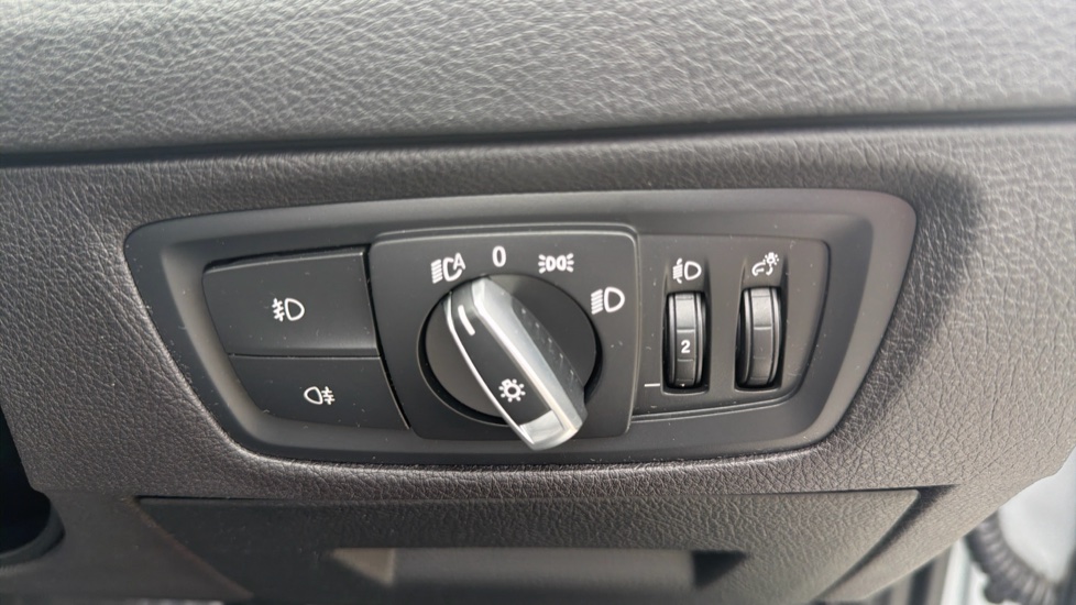 BMW 2 Series 220i Sport 2dr [Nav] Step Auto Petrol Convertible - Image 47
