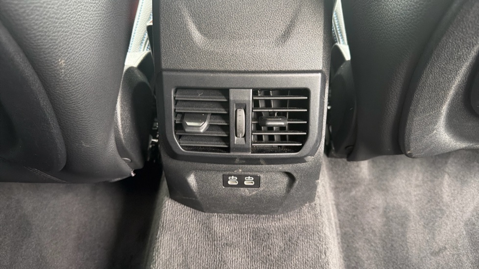 BMW 2 Series 218i [136] M Sport 4dr DCT [Pro Pack] Petrol Saloon - Image 44
