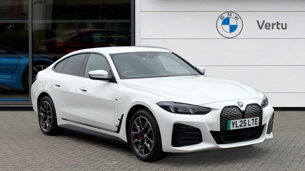 BMW i4 250kW eDrive40 M Sport 83.9kWh 5dr Auto [Pro Pack] Electric Hatchback - Image 1