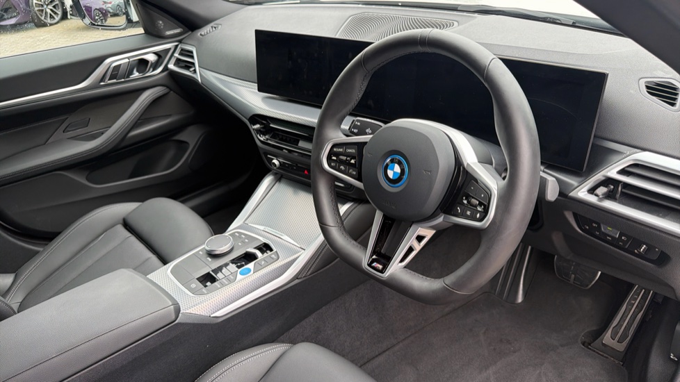 BMW i4 250kW eDrive40 M Sport 83.9kWh 5dr Auto [Pro Pack] Electric Hatchback - Image 6