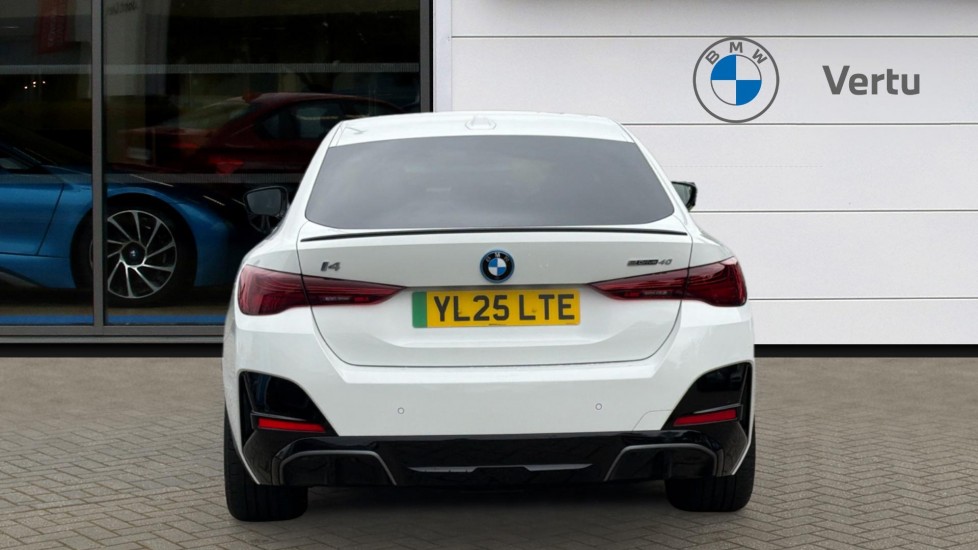 BMW i4 250kW eDrive40 M Sport 83.9kWh 5dr Auto [Pro Pack] Electric Hatchback - Image 15