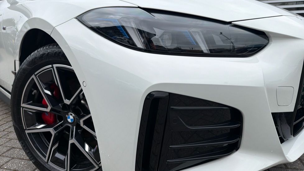 BMW i4 250kW eDrive40 M Sport 83.9kWh 5dr Auto [Pro Pack] Electric Hatchback - Image 22