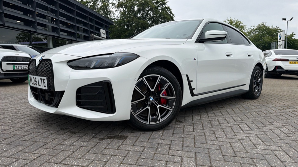 BMW i4 250kW eDrive40 M Sport 83.9kWh 5dr Auto [Pro Pack] Electric Hatchback - Image 44
