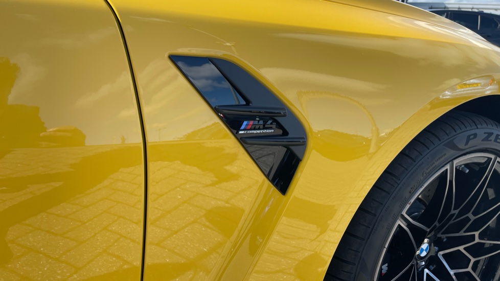 BMW M4 xDrive Competition M 2dr Step Auto [Ultimat Pk] Petrol Coupe - Image 29