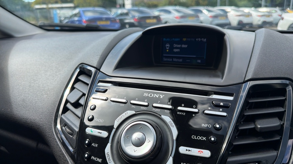 Ford Fiesta 1.6 Titanium 5dr Powershift Petrol Hatchback - Image 12