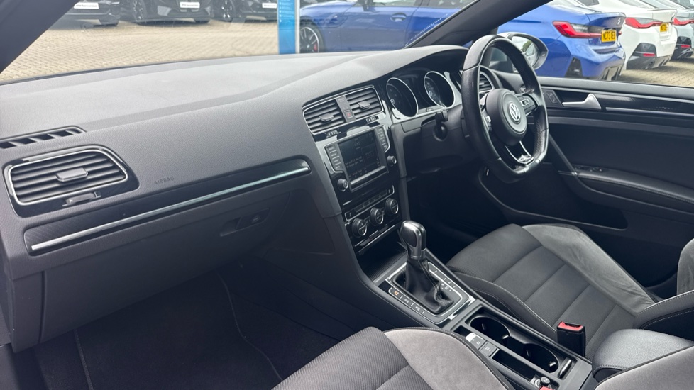 Volkswagen Golf 2.0 TSI R 5dr DSG Petrol Hatchback - Image 9