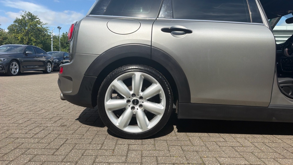 MINI Clubman 2.0 Cooper S 6dr Auto Petrol Estate - Image 7