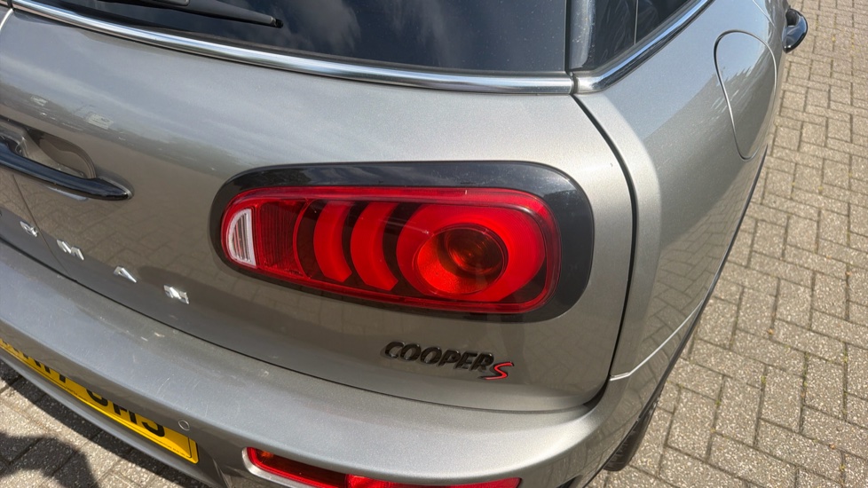MINI Clubman 2.0 Cooper S 6dr Auto Petrol Estate - Image 39