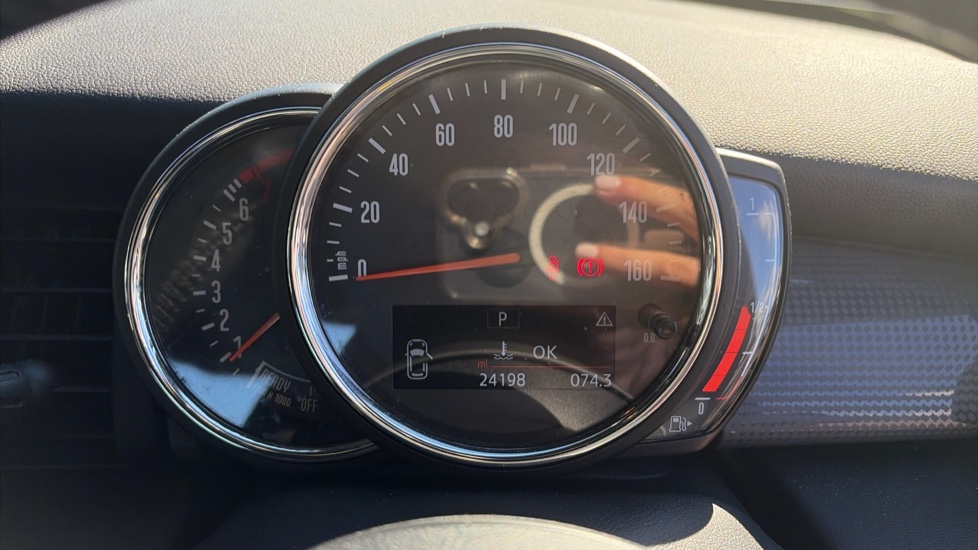 MINI Hatchback 1.5 Cooper II 5dr Auto Petrol Hatchback - Image 18