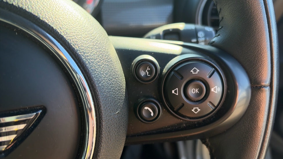 MINI Hatchback 1.5 Cooper II 5dr Auto Petrol Hatchback - Image 25