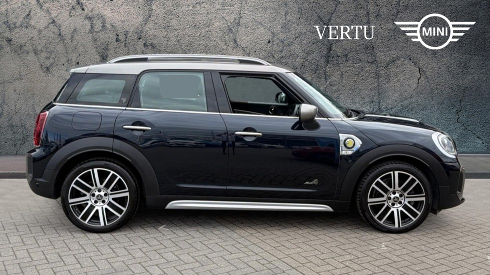 MINI Countryman 1.5 Cooper S E Exclusive ALL4 PHEV 5dr Auto Hatchback - Image 3