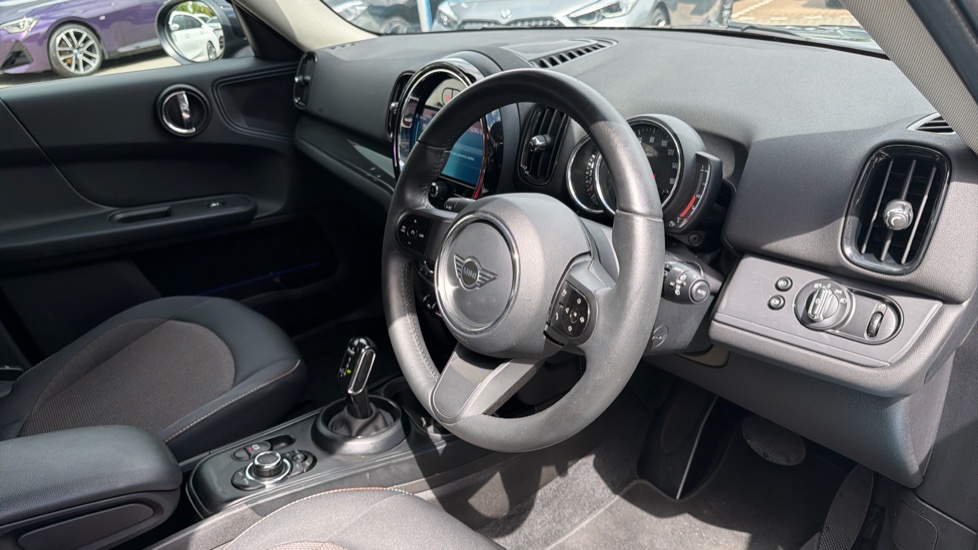MINI Countryman 1.5 Cooper Classic Premium Plus 5dr Auto Petrol Hatchback - Image 6