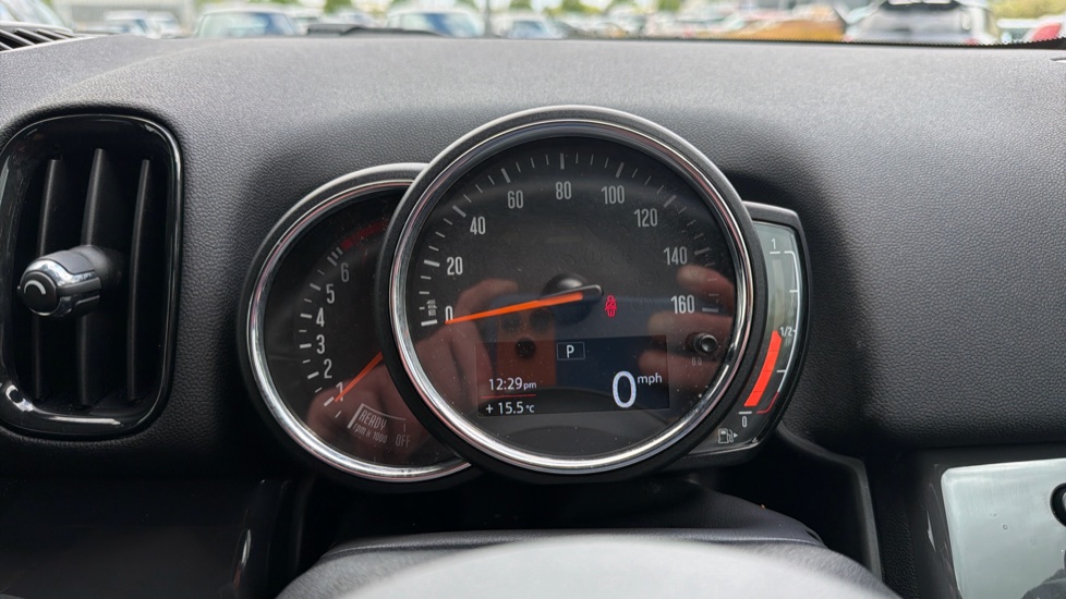 MINI Countryman 1.5 Cooper Classic Premium Plus 5dr Auto Petrol Hatchback - Image 9