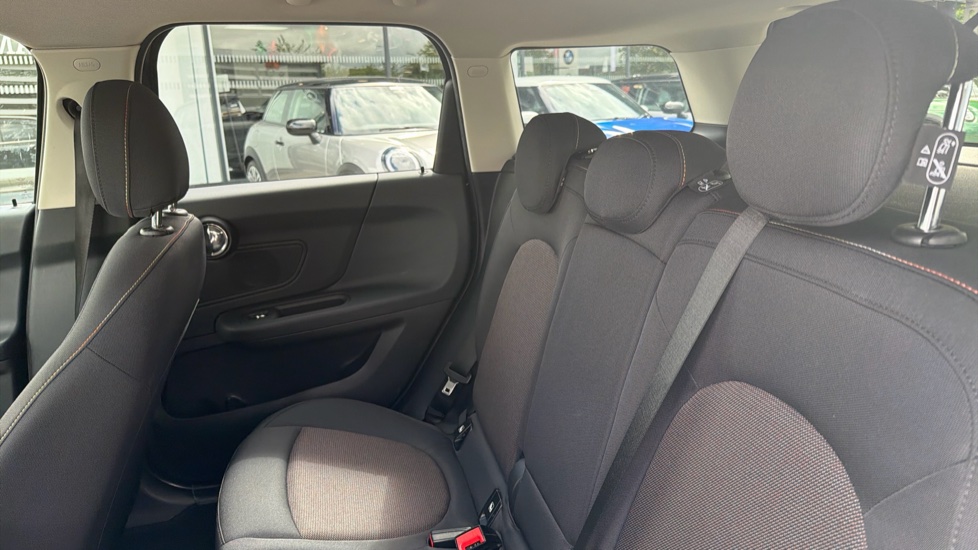 MINI Countryman 1.5 Cooper Classic Premium Plus 5dr Auto Petrol Hatchback - Image 12