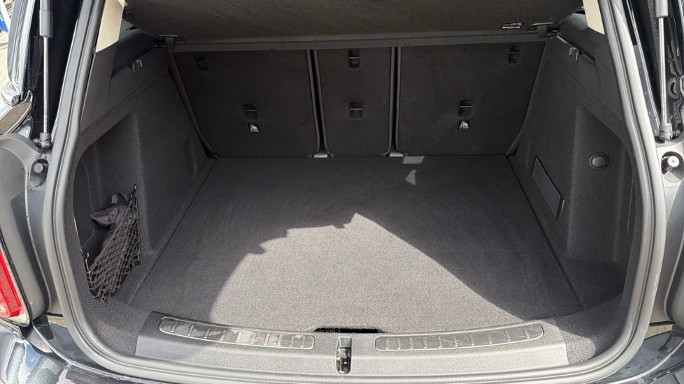 MINI Countryman 1.5 Cooper Classic Premium Plus 5dr Auto Petrol Hatchback - Image 13