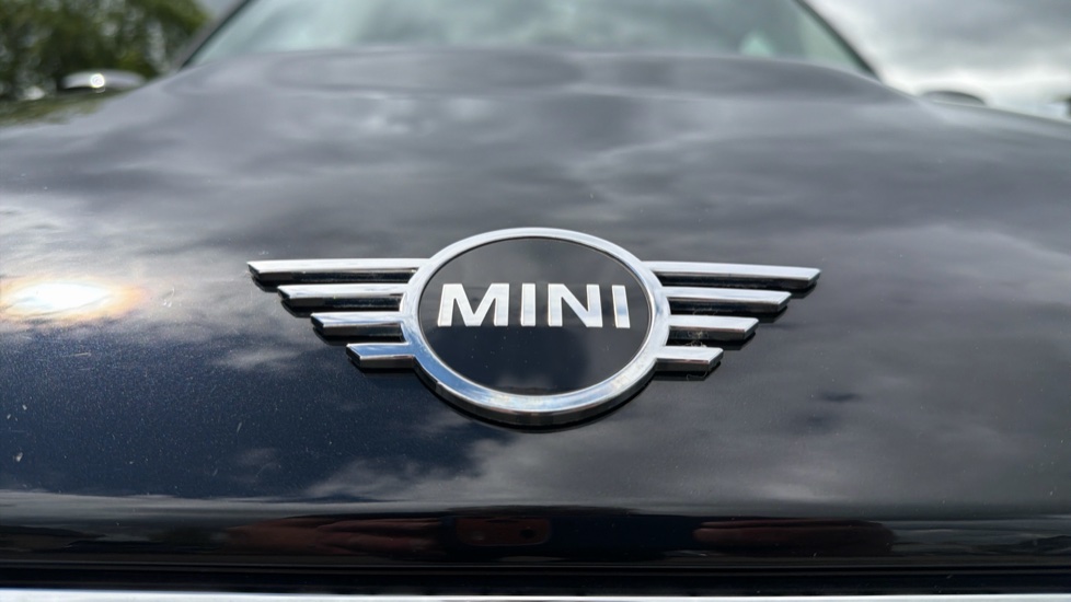 MINI Countryman 1.5 Cooper Classic Premium Plus 5dr Auto Petrol Hatchback - Image 24