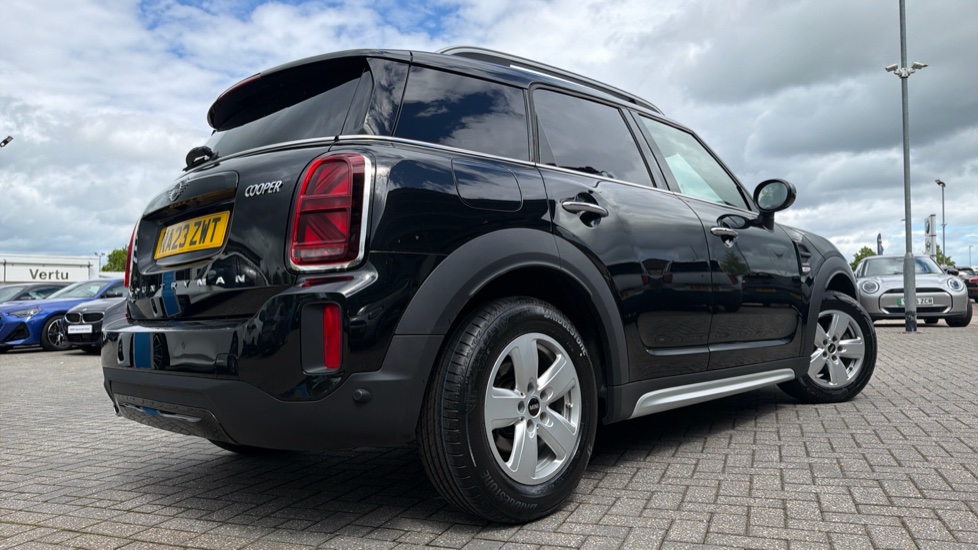 MINI Countryman 1.5 Cooper Classic Premium Plus 5dr Auto Petrol Hatchback - Image 45