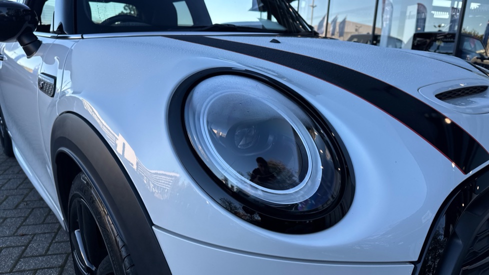 MINI Hatchback 2.0 Cooper S Sport 3dr Auto Petrol Hatchback - Image 25