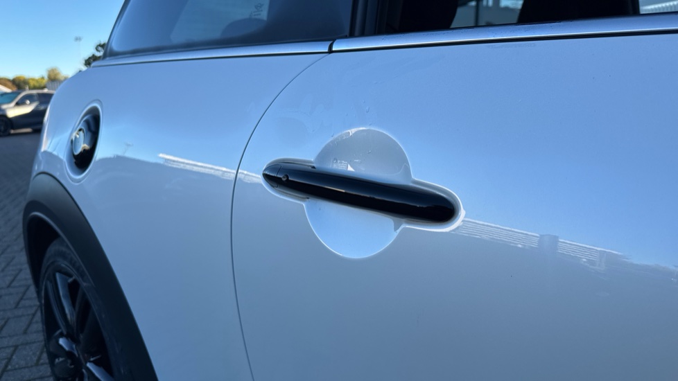 MINI Hatchback 2.0 Cooper S Sport 3dr Auto Petrol Hatchback - Image 29