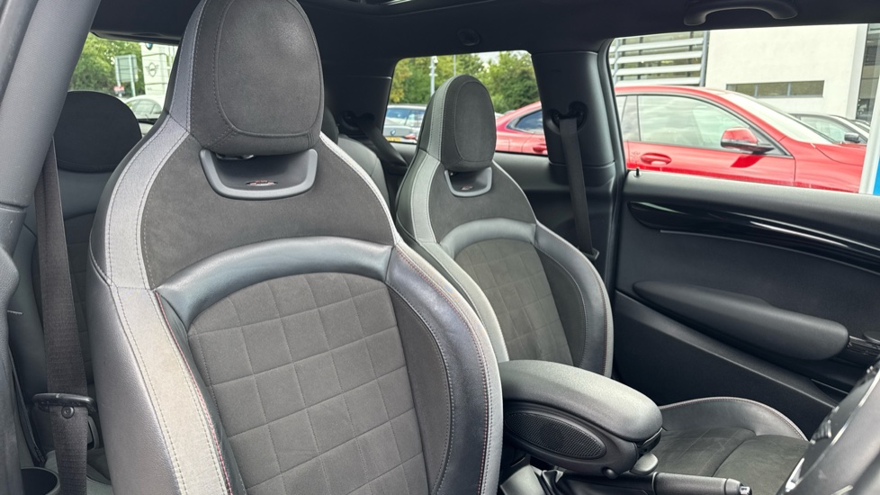 MINI Hatchback 2.0 Cooper S Sport 3dr Auto Petrol Hatchback - Image 11