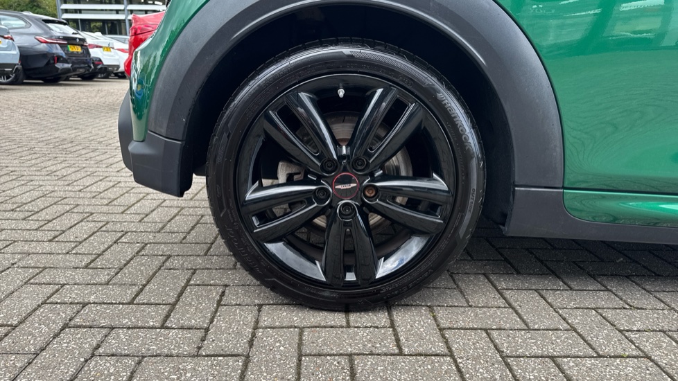 MINI Hatchback 2.0 Cooper S Sport 3dr Auto Petrol Hatchback - Image 41