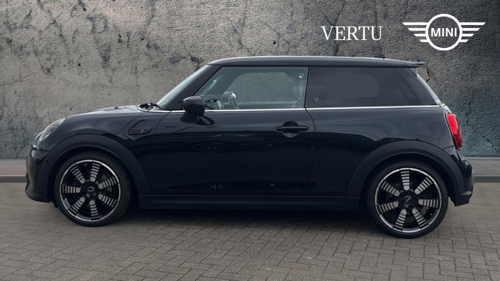 MINI Cooper 2.0 S Exclusive 3dr Auto Petrol Hatchback - Image 3