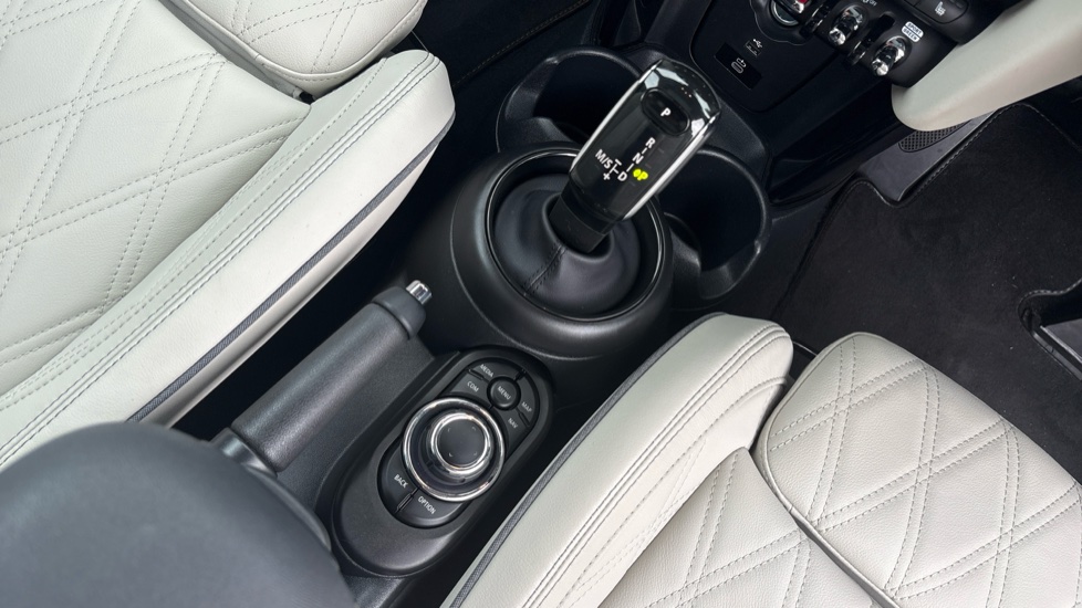 MINI Cooper 2.0 S Exclusive 3dr Auto Petrol Hatchback - Image 10