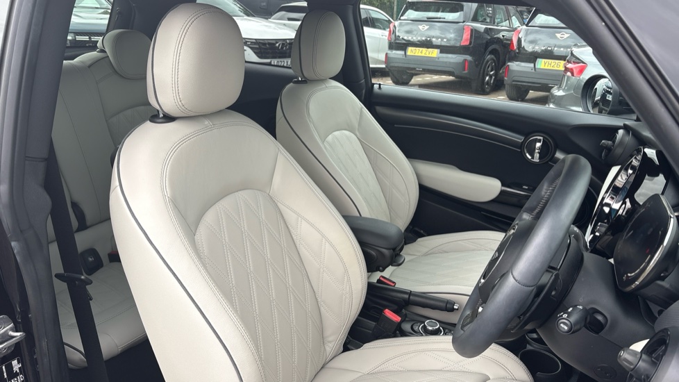 MINI Cooper 2.0 S Exclusive 3dr Auto Petrol Hatchback - Image 11